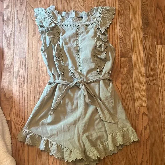 Romper - Picture 1 of 8